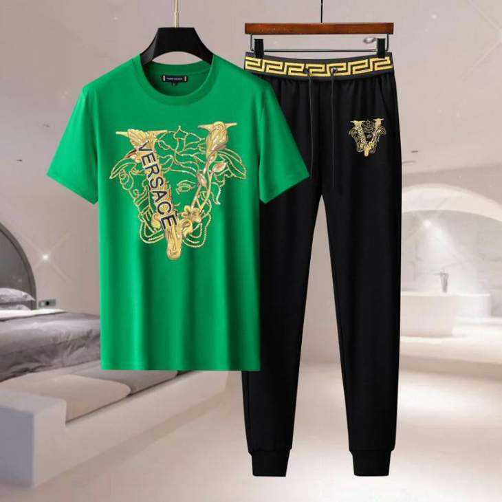Picture of Versace Shirt Pant Suits _SKUVersaceM-4XL11Ln25924994